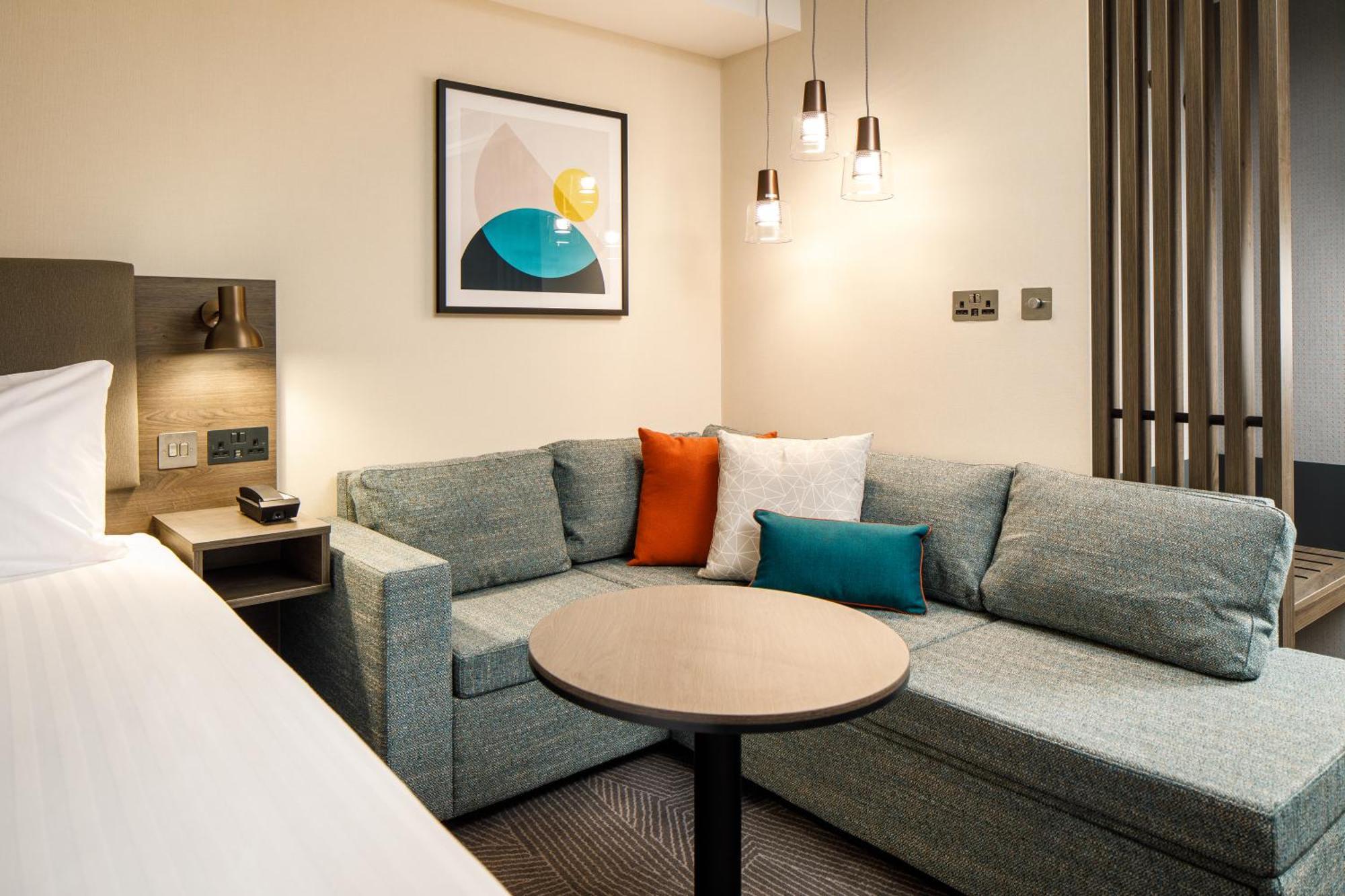 Manchester Airport T2 By Ihg Hale (Greater Manchester)